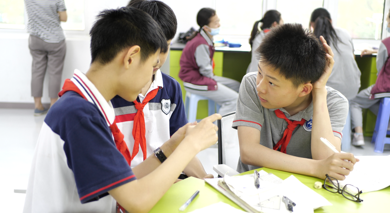 12互動2.png 12互動2.png