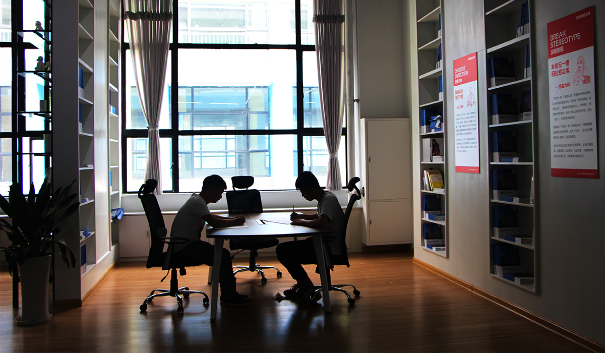 內(nèi)頁(yè)7.png 內(nèi)頁(yè)7.png